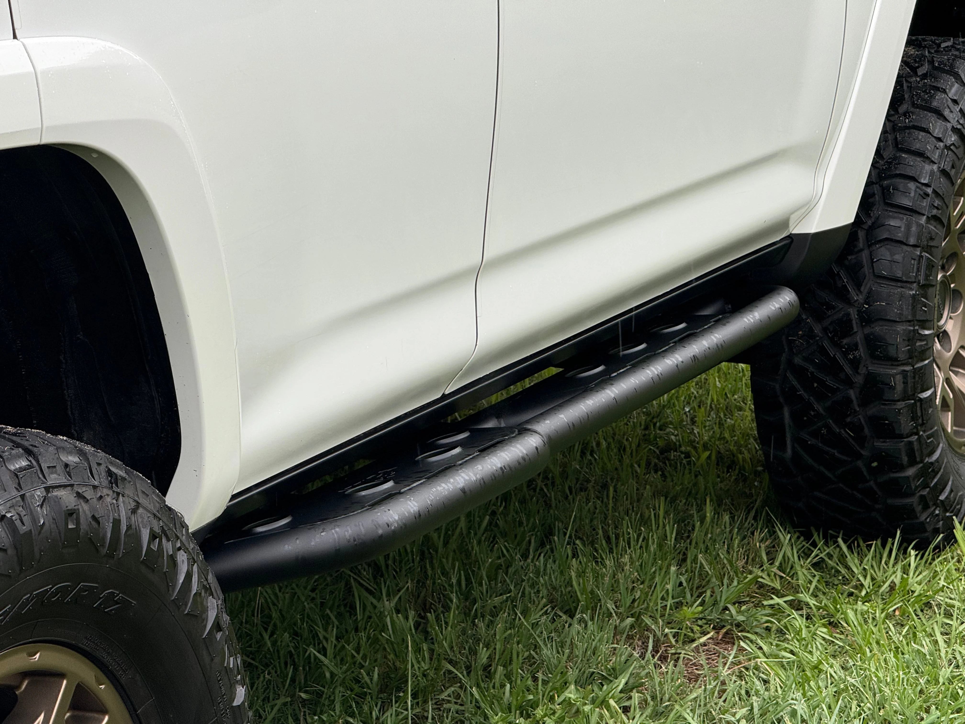 2014-2024 Toyota 4Runner Apex Series Rock Sliders - Image 4
