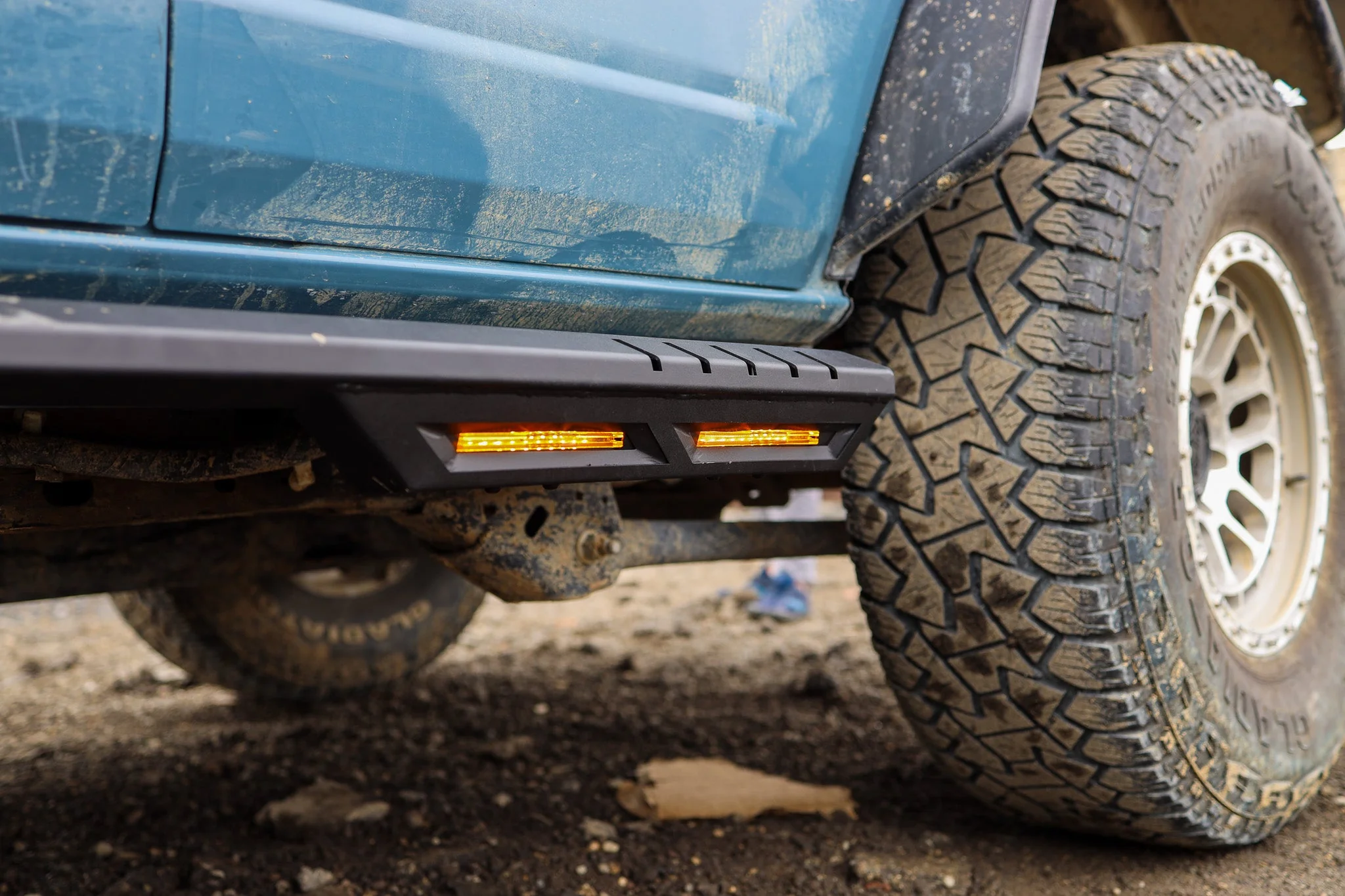 2021-2025 Ford Bronco Frontier Series Side Steps - Image 3