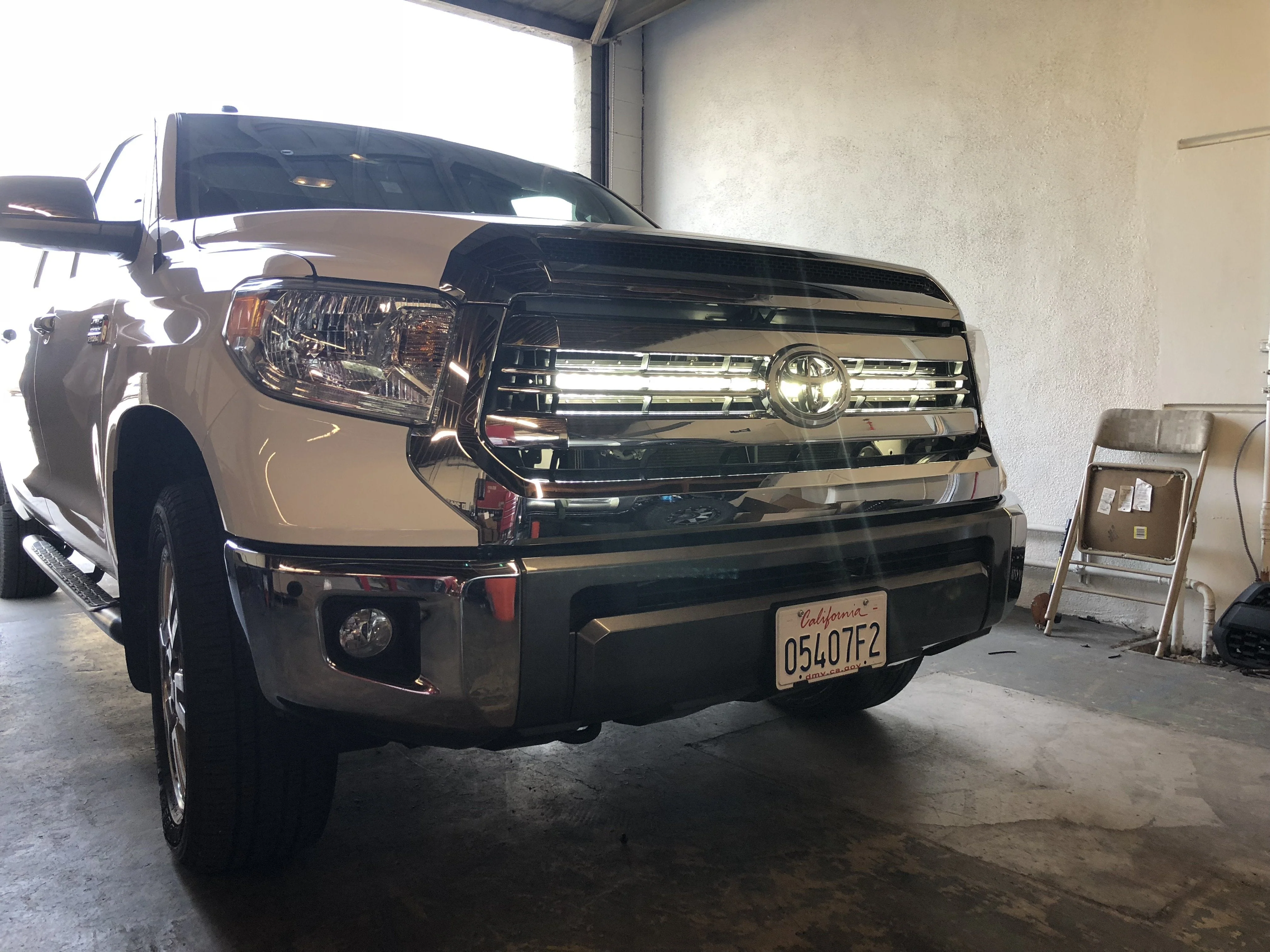 42" Hidden Grille Curved LED Light Bar Mounting Brackets For 2014-2021 Toyota Tundra - Image 10