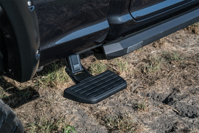 AMP Research 22-23 Toyota Tundra 5.5ft Bed BedStep2 - Black - Image 5