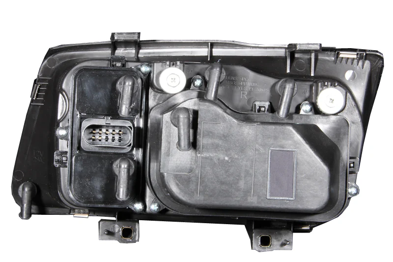 ANZO 1999-2005 Volkswagen Jetta Projector Headlights w/ Halo Black (CCFL) - Image 6