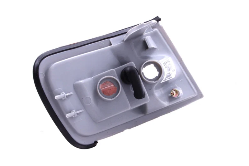 ANZO Corner Lights 1994-1997 Honda Accord Euro Corner Lights Chrome w/ Amber Reflector - Image 3