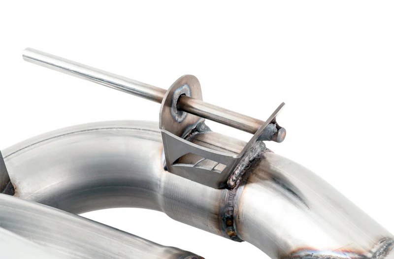 AWE Tuning BMW F3X 335i/435i Touring Edition Axle-Back Exhaust - Diamond Black Tips (102mm) - Image 3