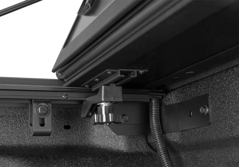 BAK 15-20 Ford F-150 5.7ft. Bed BAKFlip MX4 TS - Image 12