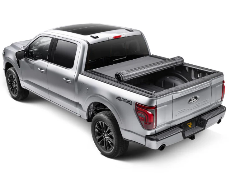 BAK 21-24 Ford F-150 5.7ft. Bed BAKFlip Revolver X4ts - Image 4