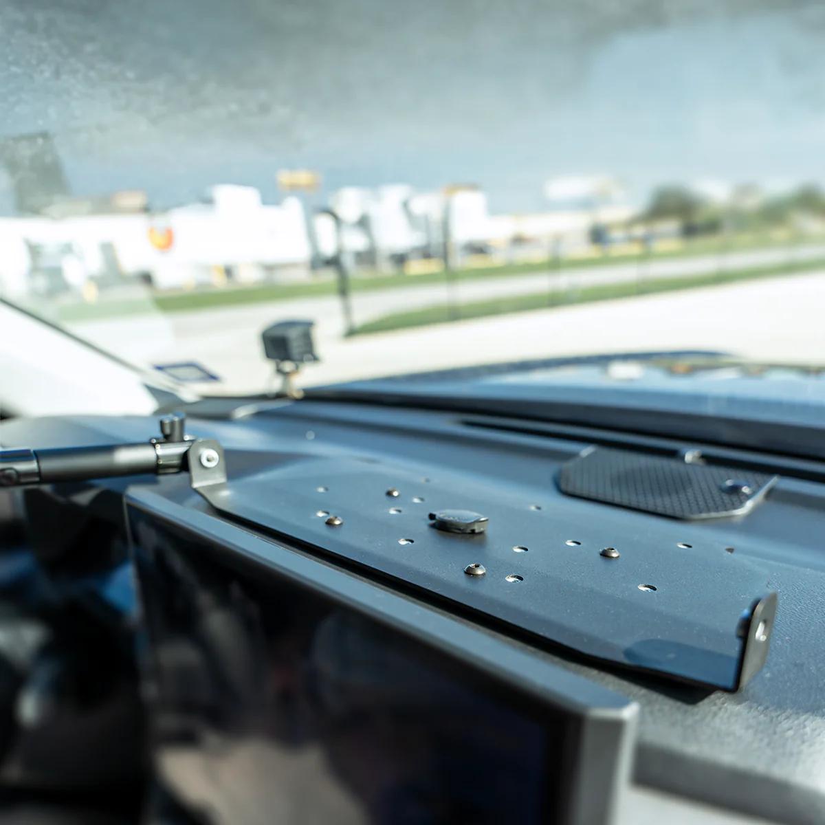 Dash Accessory Mount For 22+ Toyota Tundra - Image 3