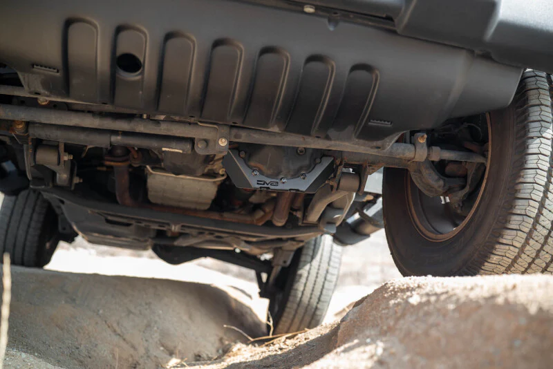 DV8 Offroad 2007-2018 Jeep Wrangler JK Dana 30 Front Differential Skid Plate - Image 4