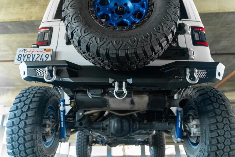 DV8 Offroad 2018 Jeep Wrangler JL MTO Series Rear Bumper w/ Optional Tire Carrier - Image 11