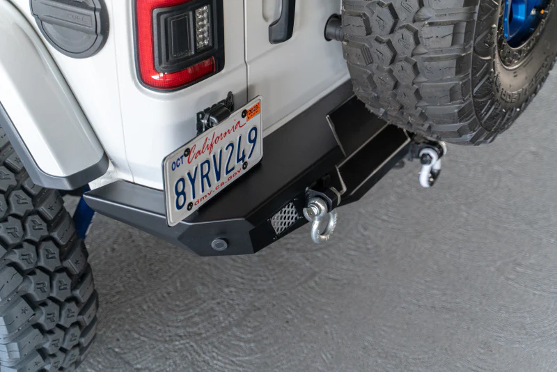 DV8 Offroad 2018 Jeep Wrangler JL MTO Series Rear Bumper w/ Optional Tire Carrier - Image 3