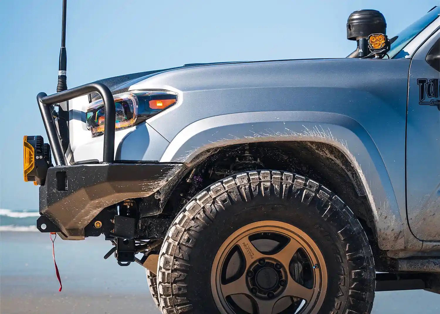 Hi-Lite Overland Toyota Tacoma Front Bumper 3rd Gen (2016-2023) [Bull Bar] - Image 7