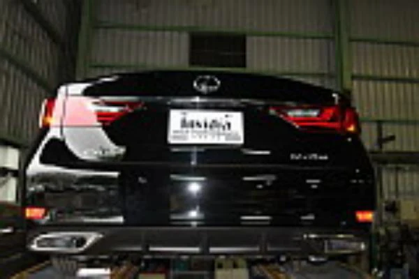 Invidia 12+ Lexus GS350 Q300 Axle-Back Exhaust - Image 3
