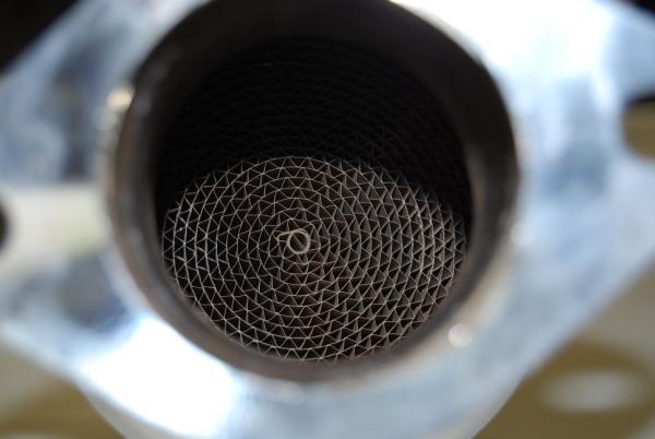 Invidia 12+ Subaru BRZ/Scion FR-S Front Pipe w/ High Flow EA300 CELL Cat - Image 2