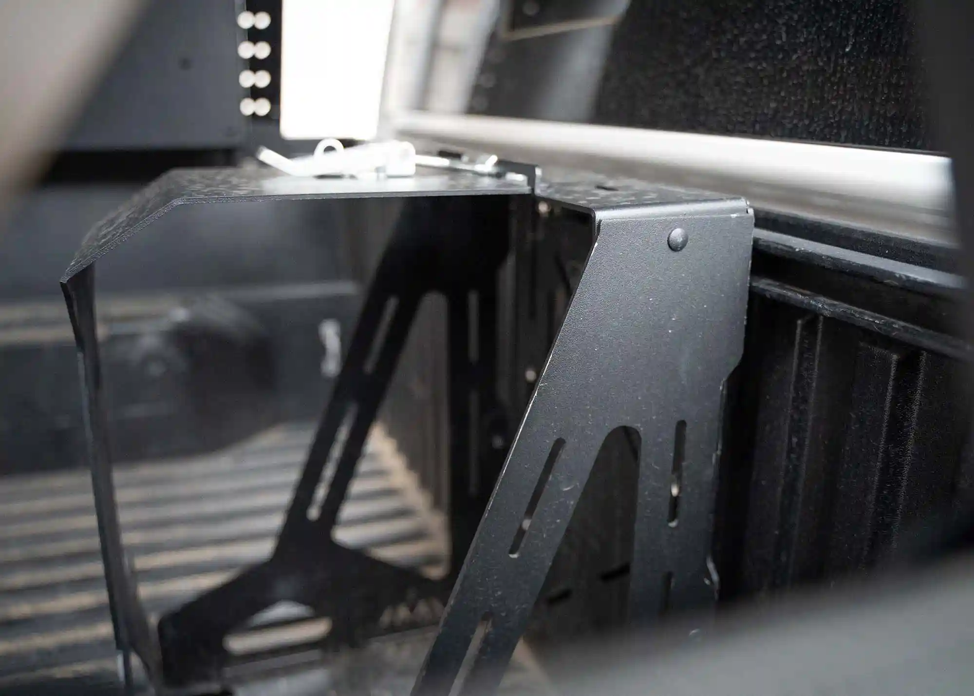 Jerry's Can Holder - Dual Universal Jerry Can Carrier - Image 10