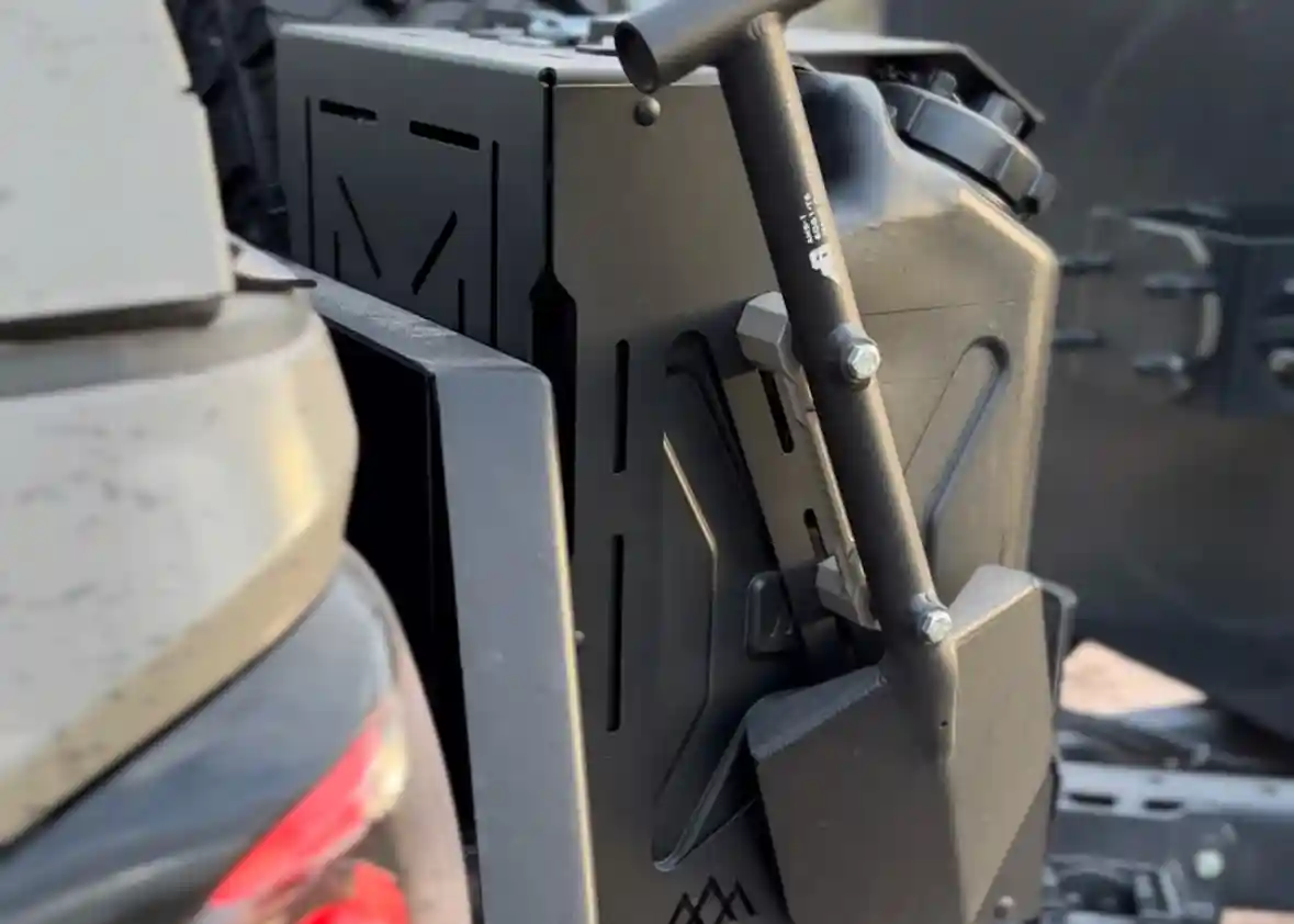 Jerry's Can Holder - Dual Universal Jerry Can Carrier - Image 14