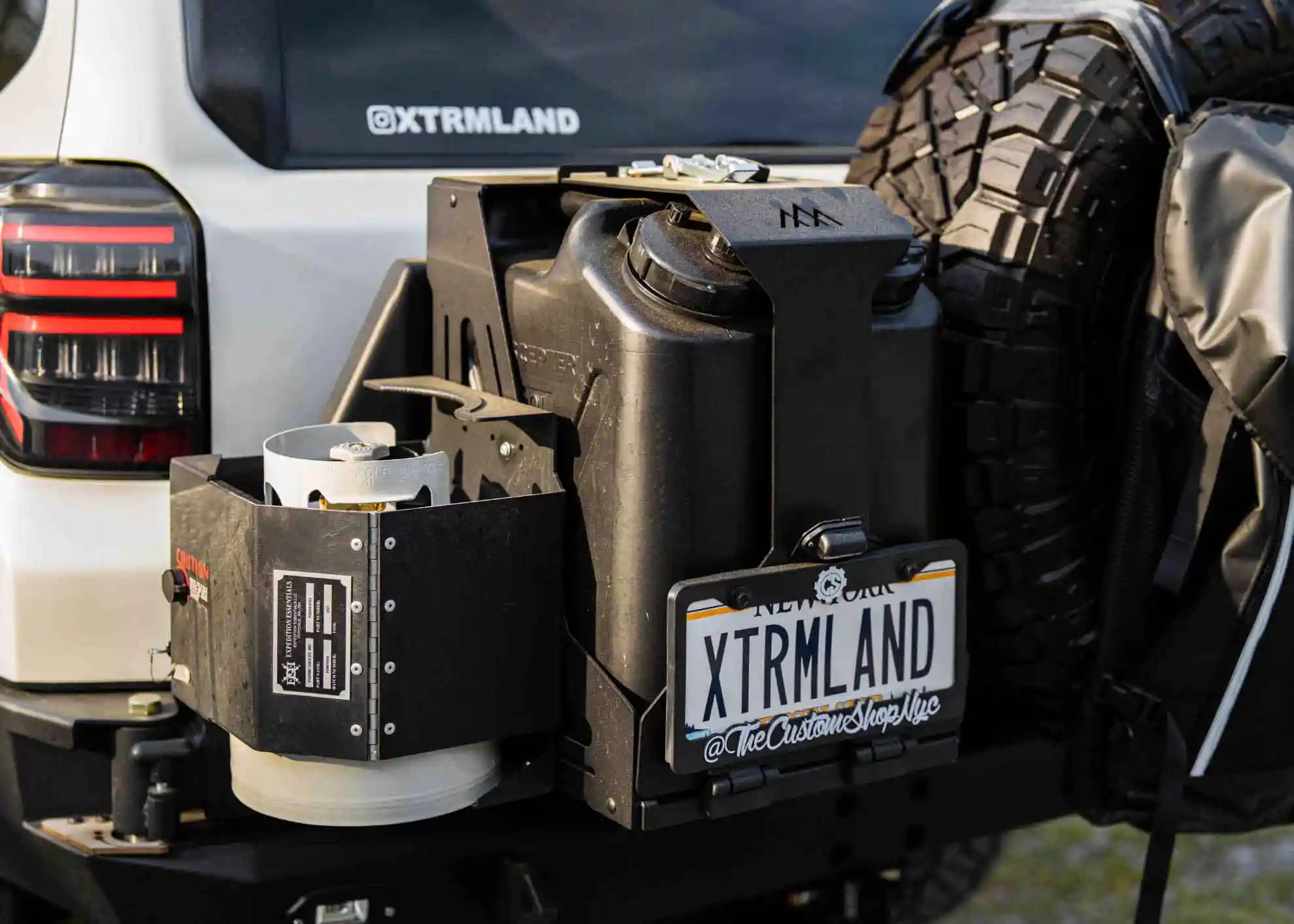 Jerry's Can Holder - Dual Universal Jerry Can Carrier - Image 15