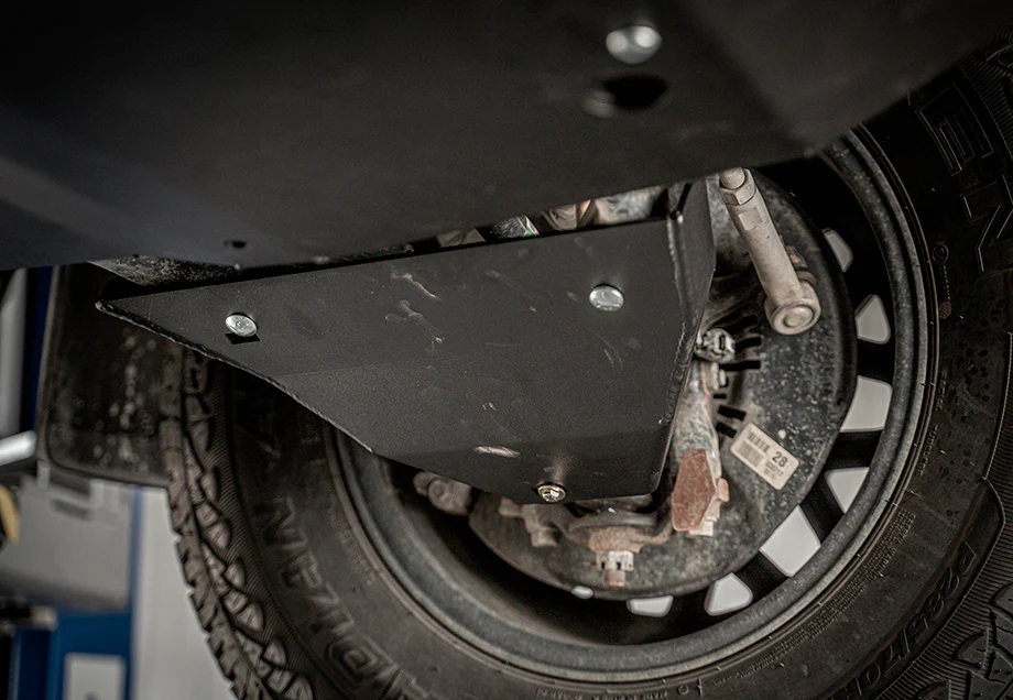 Lower Control Arm Skid Plate For 2010-2014 Toyota FJ Cruiser - Image 7
