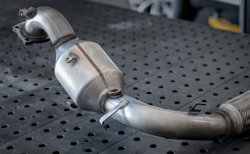 MagnaFlow Conv DF 06- Jeep SRT-8 6.1L - Image 63