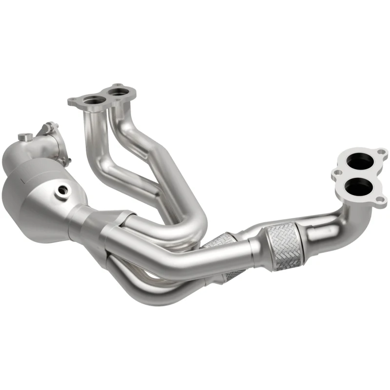 MagnaFlow Conv Direct Fit OEM 16-17 Subaru Impreza/Forester Underbody - Image 2