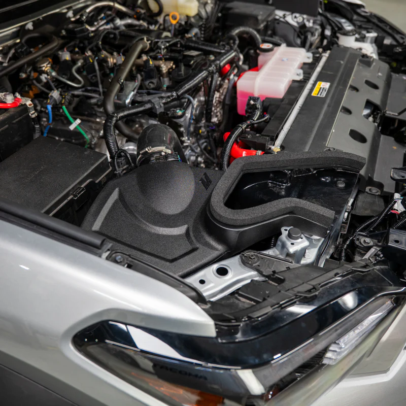Mishimoto 2024+ Toyota Tacoma Performance Air Intake - Oiled - Image 7