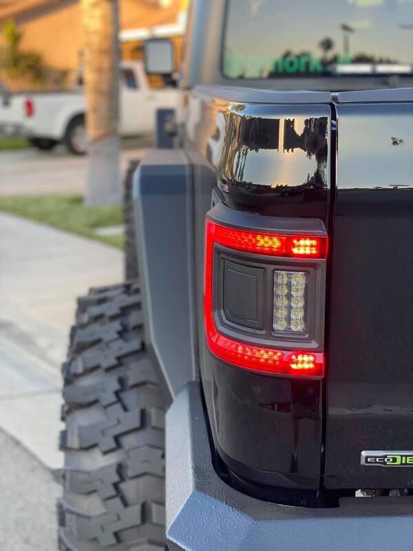 Oracle Jeep Gladiator JT Flush Mount LED Tail Lights - Image 19
