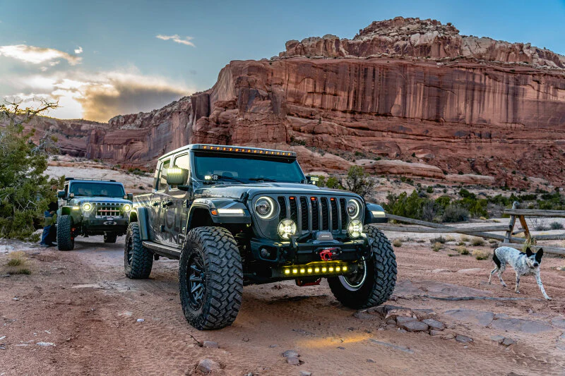 Oracle Jeep Wrangler JL/Gladiator JT Integrated Windshield LED Light Bar System - Image 16