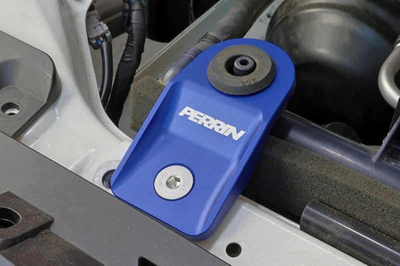 PERRIN 08-14 Subaru WRX/STI / 08-11 Impreza / 08-10 Outback Upper Radiator Bracket Set - Blue - Image 2