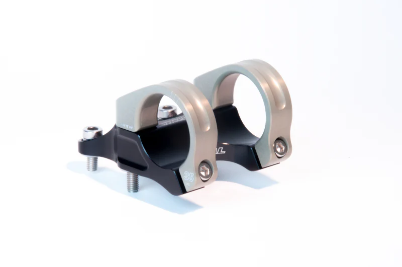 Renthal Integra 35 Handlebar Clamp 50 mm./ +10 Rise
