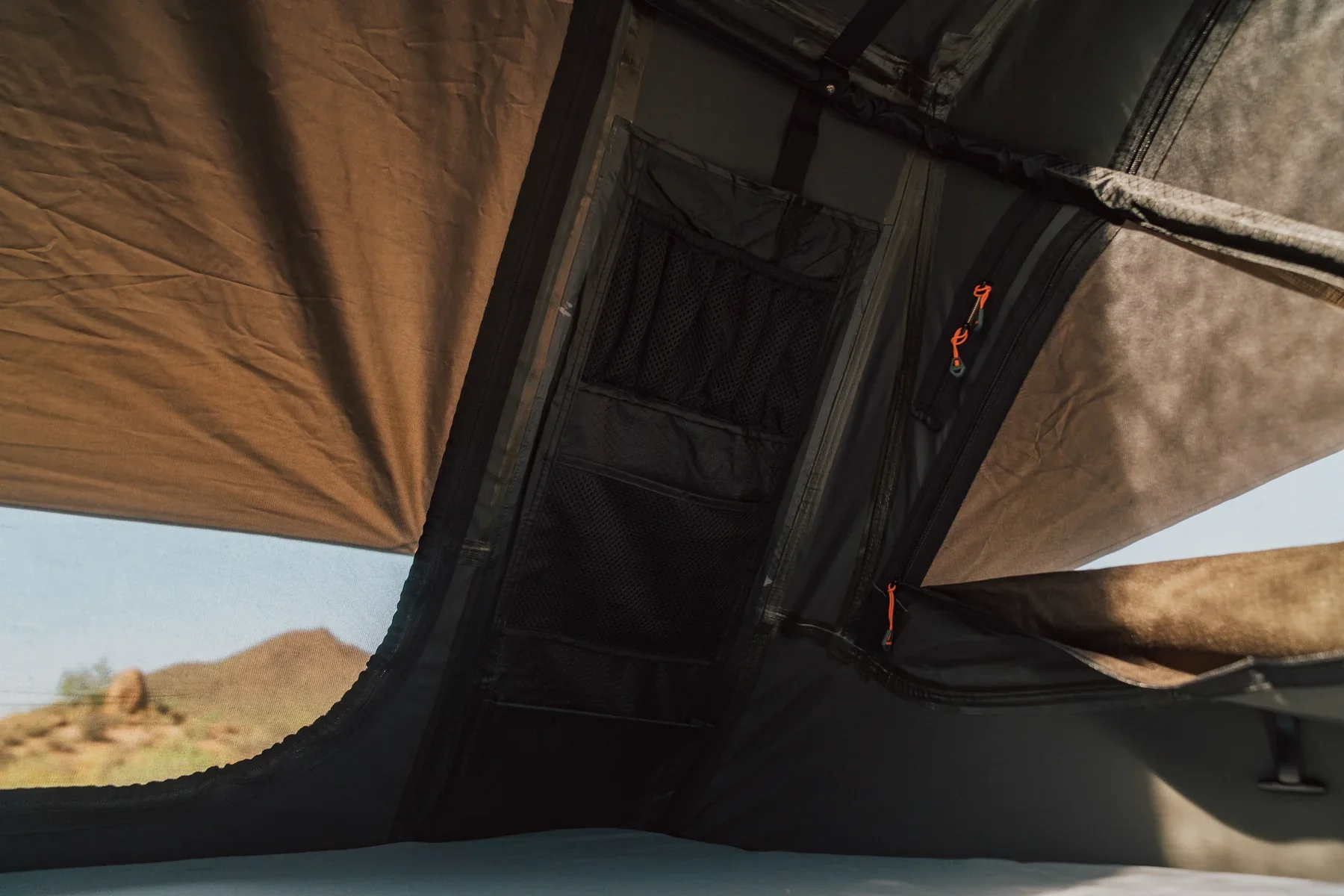 ROAM Vagabond 2.0 Rooftop Tent - Image 13