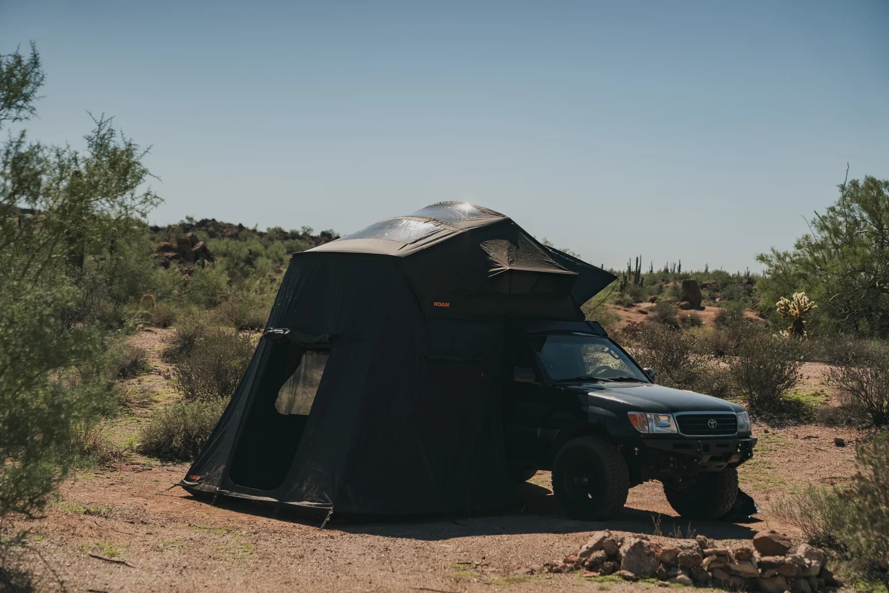 ROAM Vagabond 2.0 Rooftop Tent - Image 19