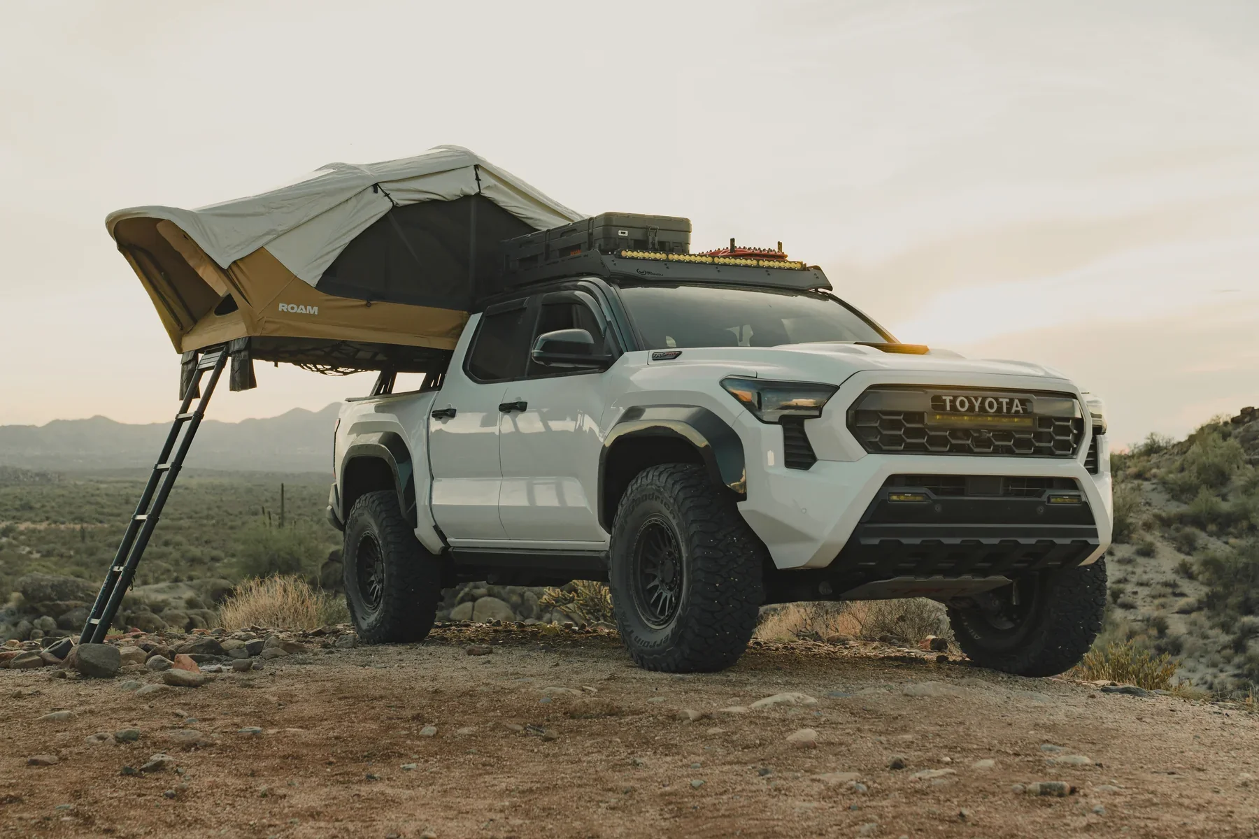ROAM Vagabond 2.0 Rooftop Tent - Image 8