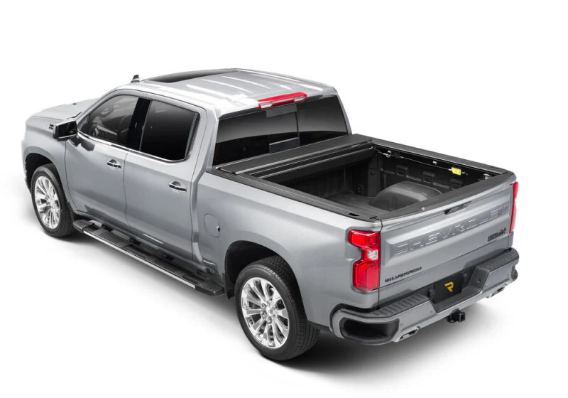 Roll-N-Lock 2019 Chevy Silverado 1500 68-3/8in E-Series Retractable Tonneau Cover - Image 6