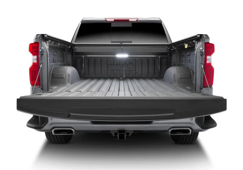 Roll-N-Lock 2019 Chevy Silverado 1500 68-3/8in E-Series Retractable Tonneau Cover - Image 9