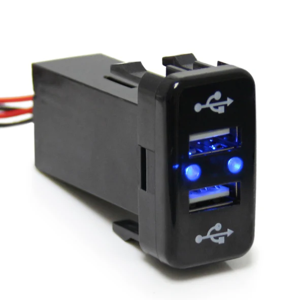 Toyota USB Outlet - Image 3
