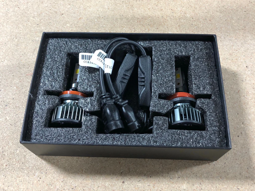 Tri-Color Fog Light Replacement Bulbs - Image 3