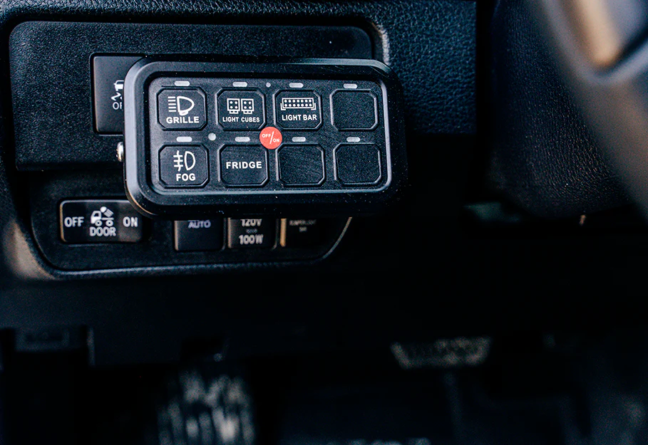 Vehicle Accessory 8 Switch Control System (Blue Backlighting) - Image 3