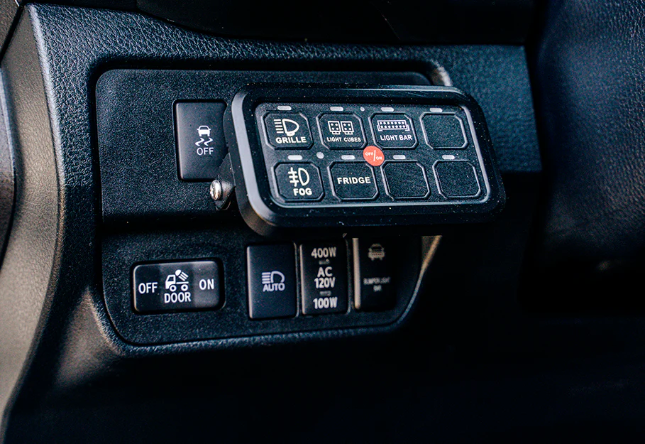 Vehicle Accessory 8 Switch Control System (Blue Backlighting) - Image 5
