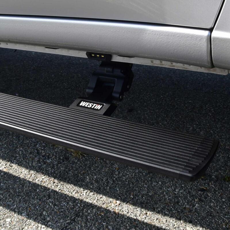 Westin 19-26 Chev/GMC Silv/Srra 1500 CC (No 19 LTD) / 20-26 2500/3500 Pro-e Running Boards - Tex Blk - Image 12